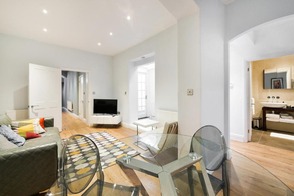 Cozy Hideaway In South Ken! Apartment London Luaran gambar